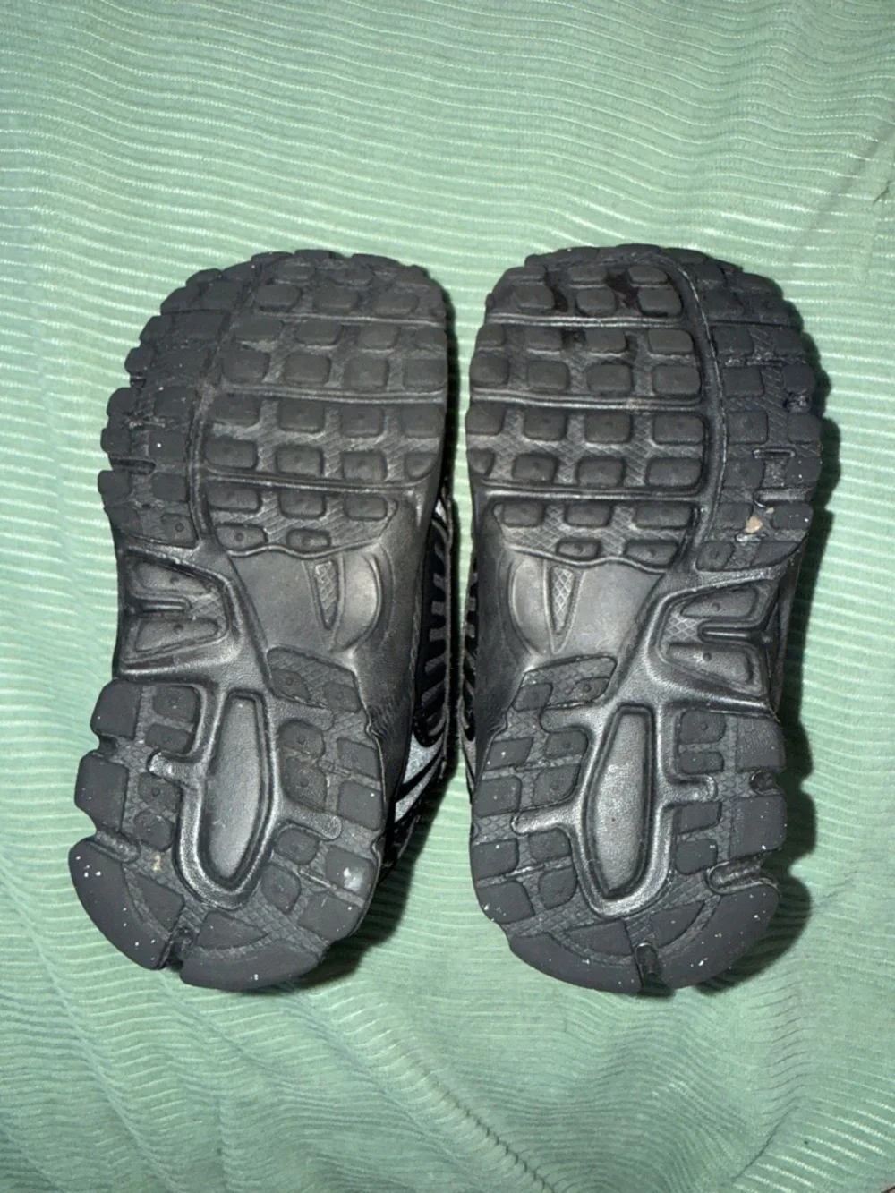 Nike Toddler Vomero 5 - 7c